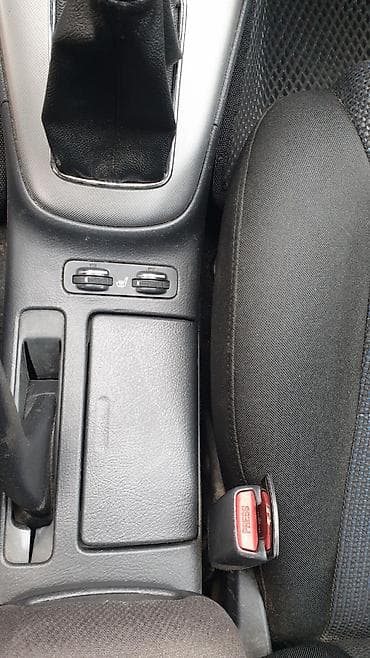 dodge caliber: Toyota Avensis: 2008 г., 2 л, Ручные, Бензин, Универсал — 9