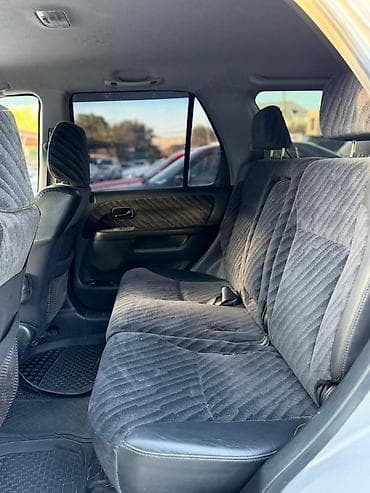 Унаа: Honda CR-V: 2004 г., 2 л, Автомат, Газ — 4