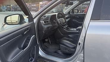 Транспорт: Toyota Highlander: 2021 г., 2.5 л, Гибрид, Кроссовер — 8