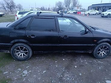 step spada: Volkswagen Passat: 1994 г., 2 л, Механика, Бензин, Седан — 1