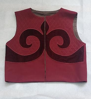 Жилет национального стиля, бордовый (вишневый) Размер М (44-46)