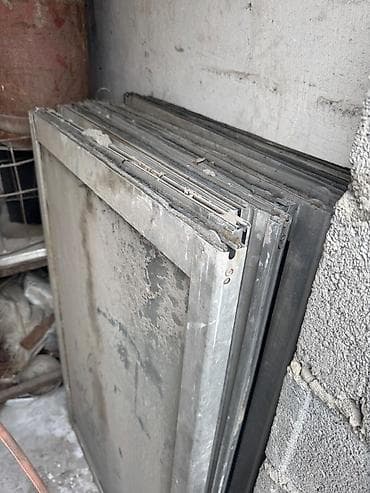 Двери и комплектующие: Алюминий терезелер сатылат туурасы 60см бийиктиги 1метр баасы 500 — 2