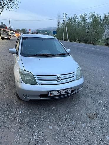 японские машины: Toyota Ist: 2002 г., 1.5 л, Автомат, Бензин, Хэтчбэк — 7