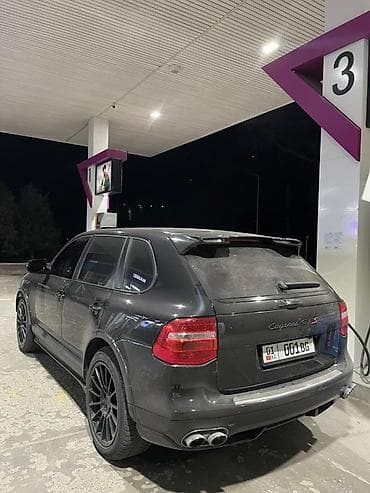 tesla model: Porsche Cayenne GTS: 2009 г., Бензин, Кроссовер — 3