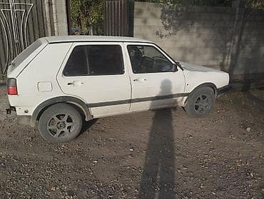 авто пушка: Volkswagen Golf: 1988 г., 1.8 л, Механика, Бензин, Хэтчбэк — 2