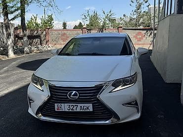 Lexus ES: 2016 г., 2.5 л, Вариатор, Гибрид, Седан