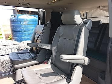 водный мото: Volkswagen Multivan: 2007 г., 2 л, Автомат, Бензин, Минивэн — 7