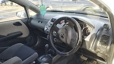 civic 2001: Volkswagen : 2002 г., 1.3 л, Автомат, Бензин — 3