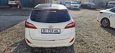 Hyundai i30: 2016 г., 1.6 л, Механика, Бензин, Универсал