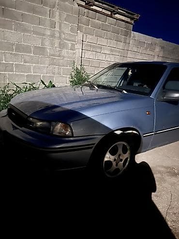 Daewoo Nexia: 2004 г., 1.5 л, Механика, Бензин, Седан at lalafo.kg Daewoo Nexia: 2004 г., 1.5 л, Механика, Бензин, Седан
