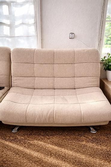 лежак под штангу: Прямой диван, Новый — 1