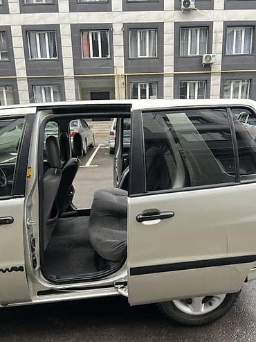 Продажа авто: Toyota Raum: 2000 г., 1.5 л, Автомат, Бензин, Хэтчбэк — 4