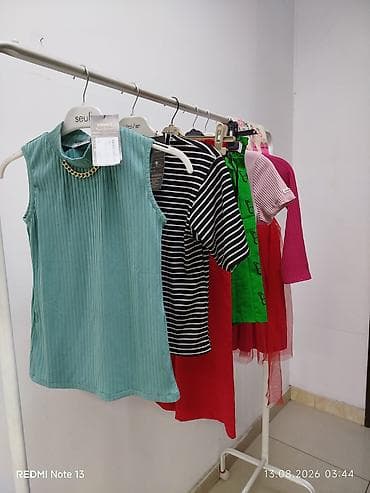 Новый набор одежды для девочек 6/7/8 лет. Отдам за Оригинальный at lalafo.kg Новый набор одежды для девочек 6/7/8 лет. Отдам за Оригинальный