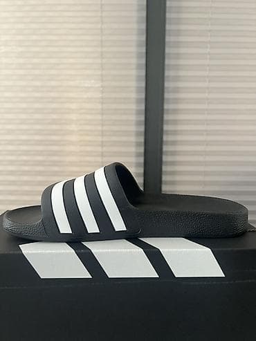 перчатки без пальцев мужские: Мужские сандалии, 40.5, Adidas, Новый, цвет - Черный — 1