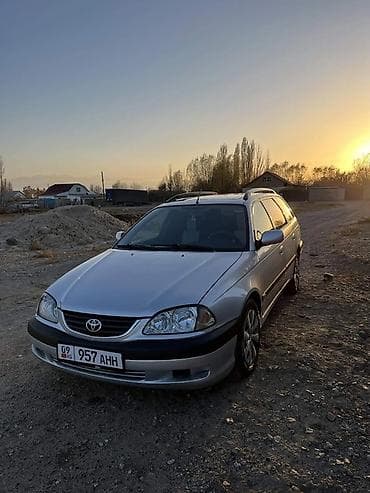 tayota kamri 55: Toyota Avensis: 2001 г., 1.8 л, Механика, Бензин, Универсал — 1