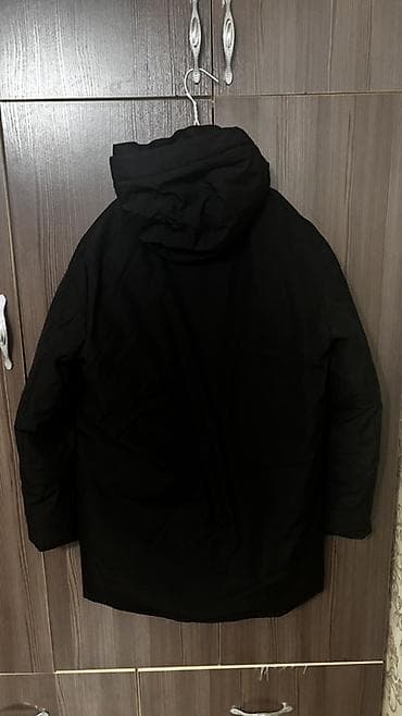 soft shell: Зимний мужской пуховик-парка, черный. Покупалась за 8.000. Носилась — 2