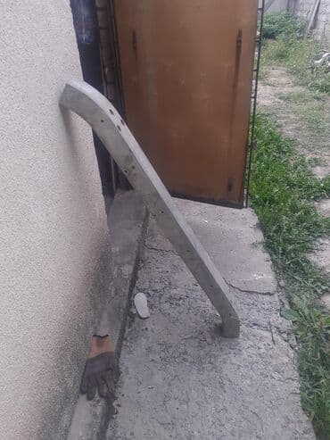 бамперный катафот передний хонда срв 1: Усилитель бампера 100$
Не знаю от какого авто.
Бампер — 2