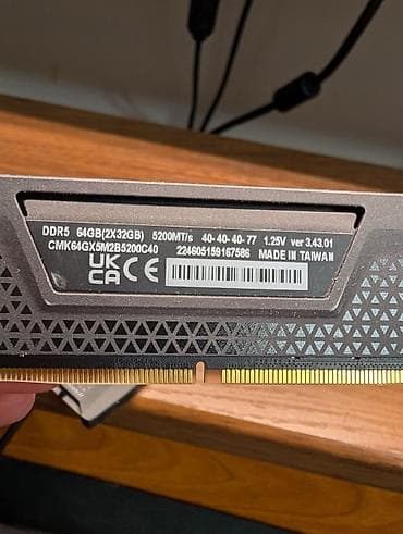 hyper x cloud: Оперативная память (RAM) для ПК, Б/у, Corsair, 64 ГБ, DDR5, 5200 МГц — 2