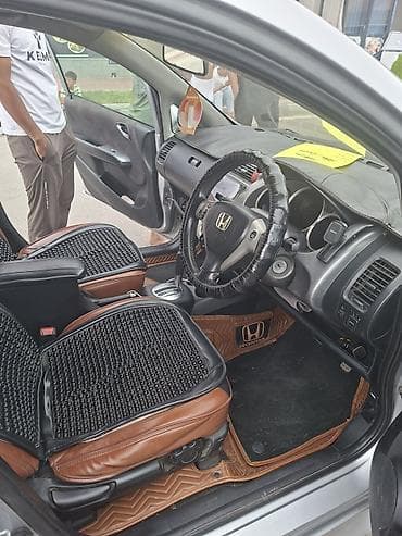 ml 55: Honda Fit: 2005 г., 1.5 л, Вариатор, Бензин, Хэтчбэк — 10