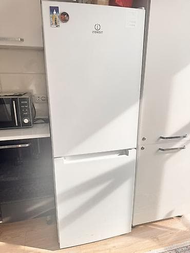 морозильник indesit: Холодильник Indesit, Б/у, Двухкамерный — 2