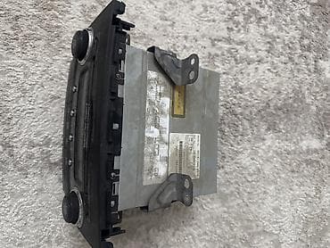 магнитола на хонду: Штатная магнитола Honda с CD‑чейнджером на 6 дисков Описание: - — 1