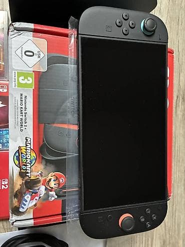 Nintendo Switch: Nintendo Switch 2 с играми — всё на фото в комплекте. Комплектация: - — 4