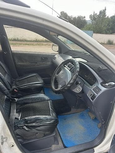 lexus es авто: Toyota Ipsum: 1997 г., 2.1 л, Автомат, Бензин, Минивэн — 3