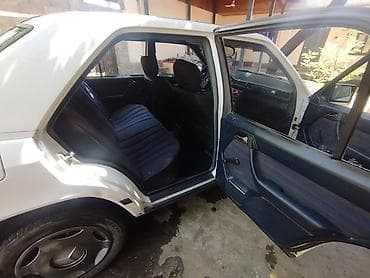 мотор w202: Mercedes-Benz E-Class: 1988 г., 2.3 л, Бензин, Седан — 10