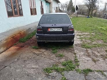 mini cuper: Volkswagen Golf: 1994 г., 1.8 л, Механика, Бензин, Хэтчбэк — 2