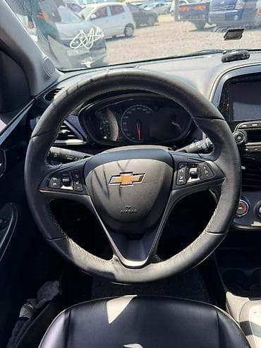 chery tiggo: Chevrolet Spark: 2019 г., Автомат, Бензин, Хэтчбэк — 9