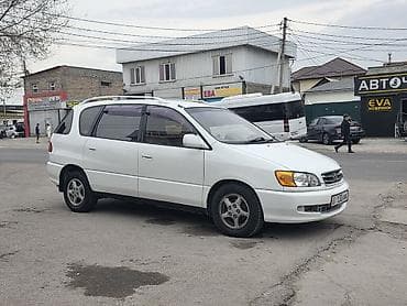Toyota Ipsum: 2001 г., 2 л, Автомат, Бензин, Минивэн