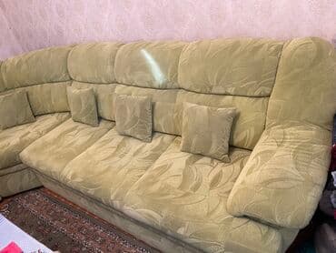 диван с подушками: Угловой диван, C подушками, Трехместный — 2