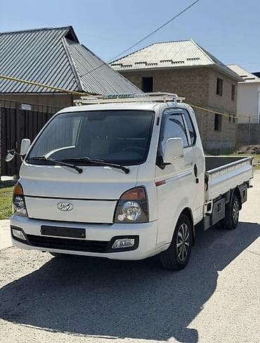 Легкий грузовик, Hyundai, Стандарт, До 1 т, Б/у at lalafo.kg Легкий грузовик, Hyundai, Стандарт, До 1 т, Б/у