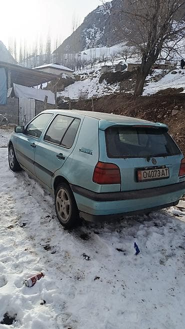 sprinter 2003: Volkswagen Golf: 1993 г., 1.6 л, Механика, Бензин, Хэтчбэк — 4