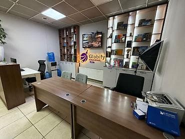 аренда места цум: Район ЦУМ Сдается помещение Площадь: 135м2 Отдельностоящий магазин — 3