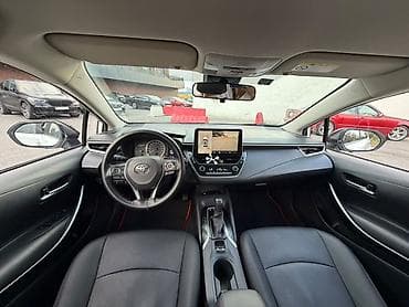 Toyota Corolla: 2021 г., 1.8 л, Автомат, Гибрид, Седан — 5