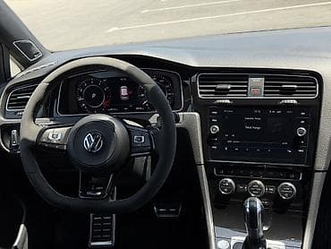 стейдж: Volkswagen Golf R: 2019 г., 2 л, Робот, Бензин, Хэтчбэк — 10