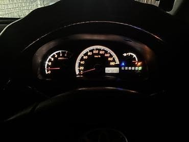 прадо 2008: Toyota Ipsum: 2002 г., 2.4 л, Автомат, Газ, Минивэн — 7