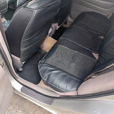 renault 21: Toyota Prius: 2001 г., Гибрид, Лифтбек — 8