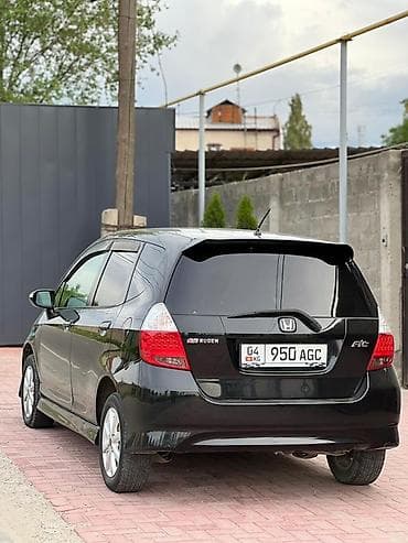 go park: Honda Fit: 2004 г., 1.3 л, Автомат, Бензин, Хэтчбэк — 4