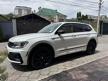 Volkswagen Tiguan: 2020 г., 2 л, Бензин, Кроссовер — 6