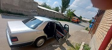 Транспорт: Mercedes-Benz W124: 1994 г., 2 л, Механика, Бензин, Седан — 2