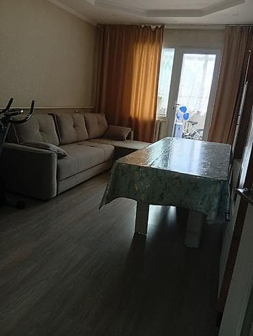 Недвижимость: 2 комнаты, 67 м², Индивидуалка, 3 этаж, Косметический ремонт — 3