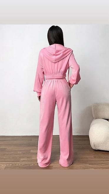 Личные вещи: Женский велюровый спортивный костюм, розовый - Комплект: укороченная — 2