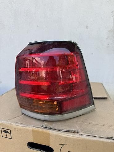 задний стоп 570: Комплект стоп-сигналов Lexus 2011 г., Оригинал — 2
