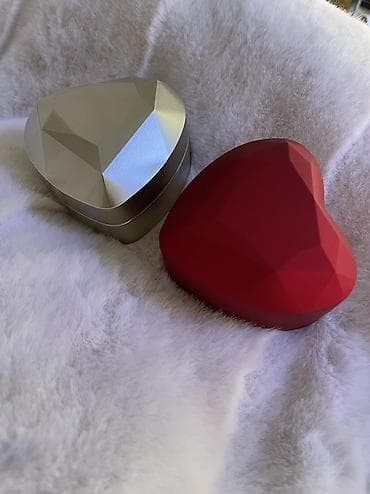 жилет с подогревом: Подарочные шкатулки для украшений с подсветкой - Форма: сердце с — 6