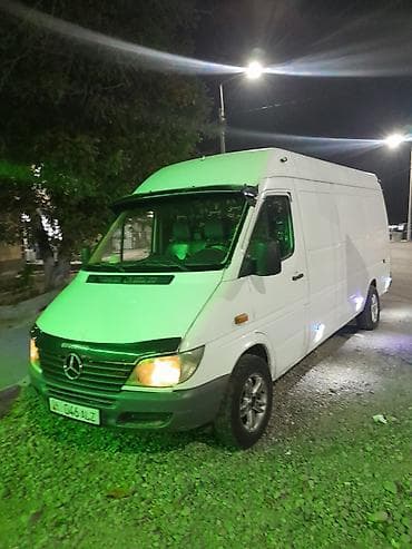 рул спринтер: Жеңил жүк ташуучу унаа, Mercedes-Benz, Стандарт, 3 т, Колдонулган — 2