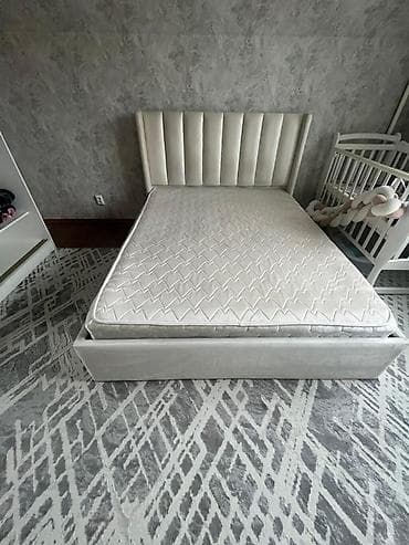 string art: Спальный гарнитур в современном стиле, светло‑серый/молочный велюр и — 1