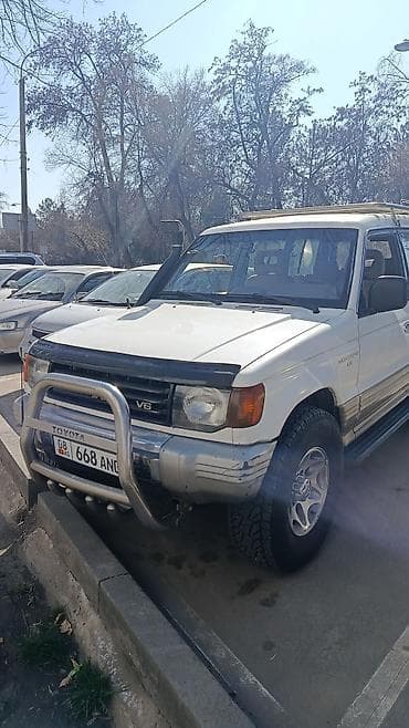 Mitsubishi Montero: 1997 г., 3.5 л, Автомат, Бензин, Внедорожник