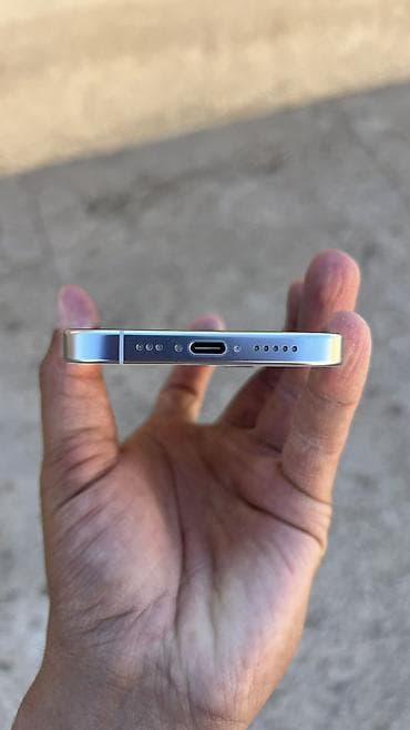 телевизор skyworth 43 цена бишкек: IPhone 16 Pro, Колдонулган, 256 ГБ, White Titanium, Коргоочу айнек, Каптама, 92 % — 6